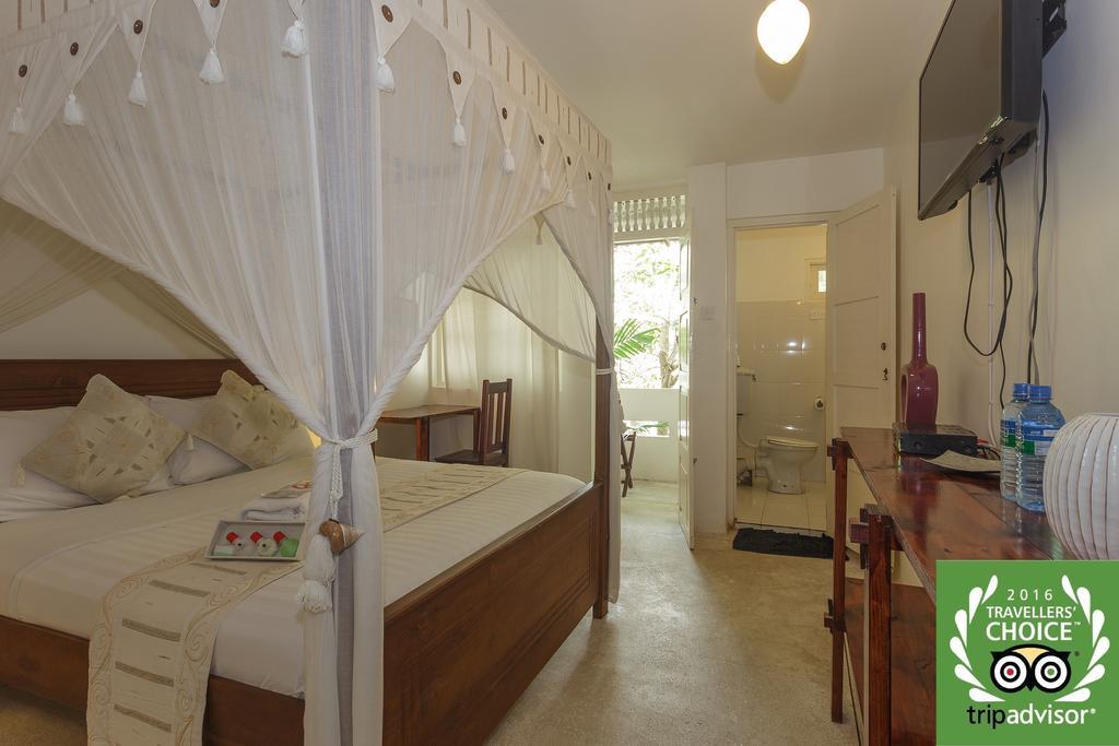 Villa Blanco Дехивала-Маунт-Лавиния Экстерьер фото