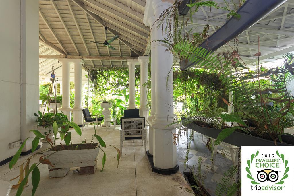 Villa Blanco Дехивала-Маунт-Лавиния Экстерьер фото