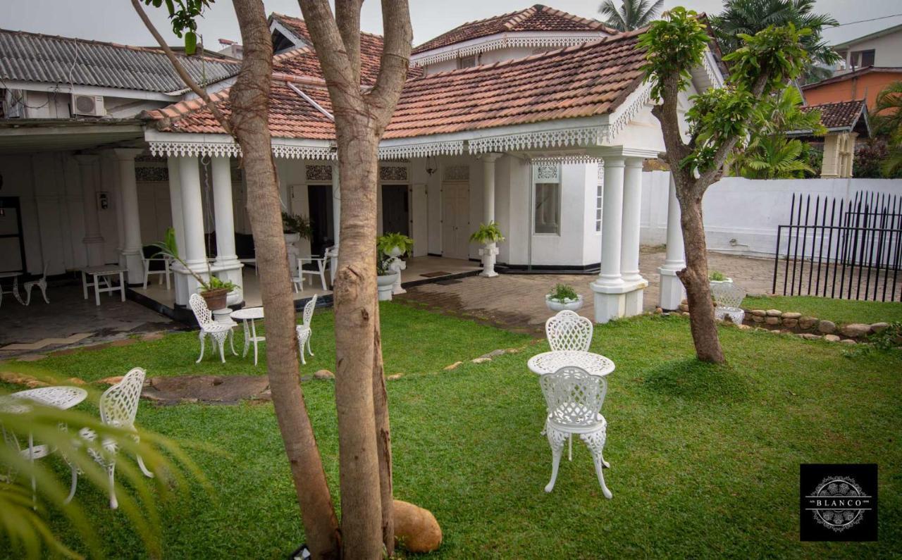 Villa Blanco Дехивала-Маунт-Лавиния Экстерьер фото